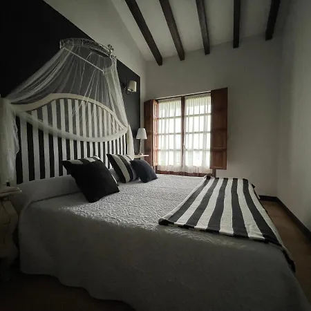 La Casa De Noelia Han/Misafirhane 2*